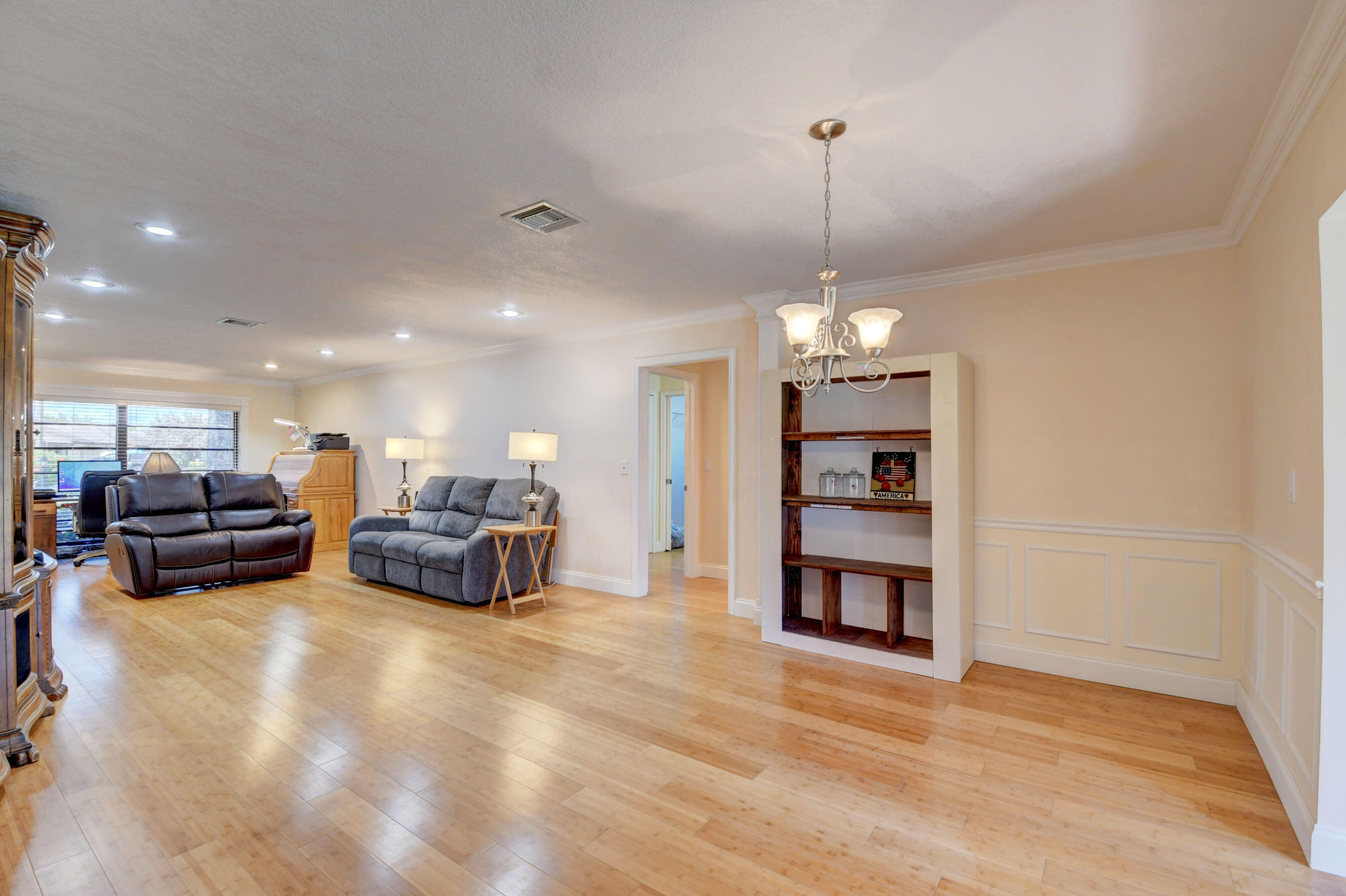 4858 Equestrian Road, Unit A Boynton Beach, FL 33436 - Photo 14 of 42 19_dsc_3583_4_5_6_7
