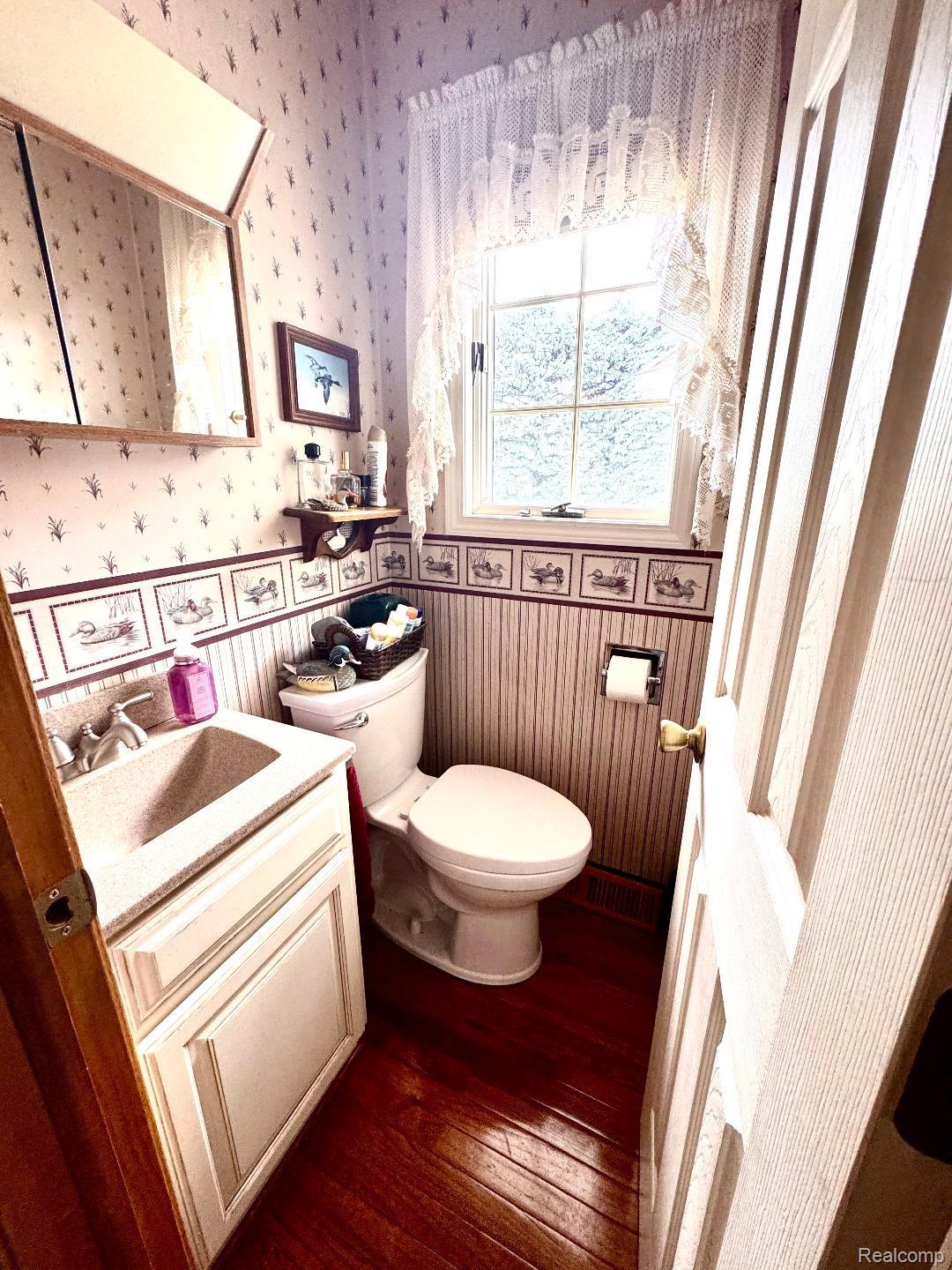 6686 South Schott Road Mayville, MI 48744 - Photo 6 of 25 Half Bath on main floor