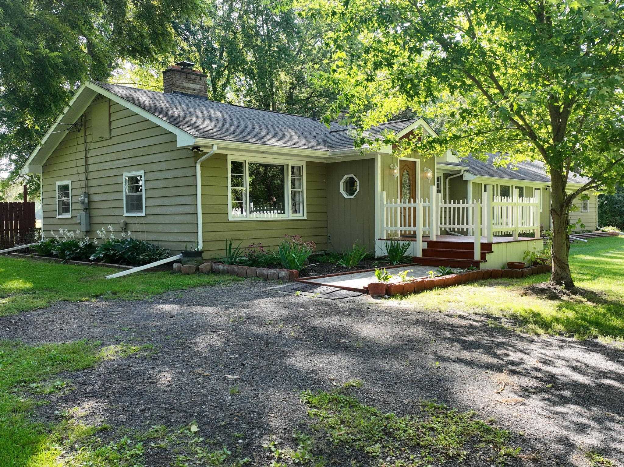 10522 Duffield Road Montrose, MI 48457 - Photo 2 of 65 50120643-1.JPG
