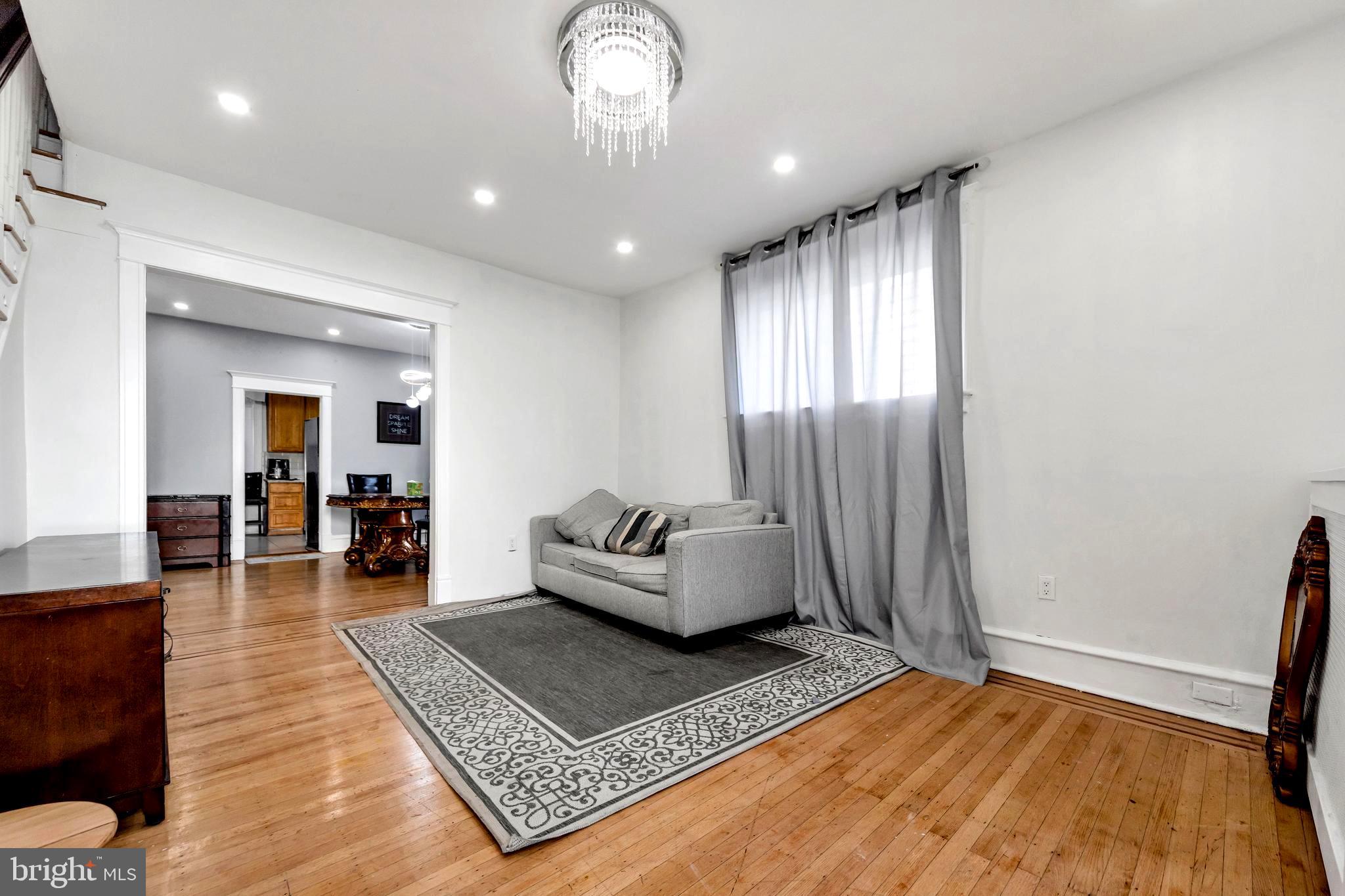 18 Elm Avenue Upper Darby, PA 19082 - Photo 13 of 38