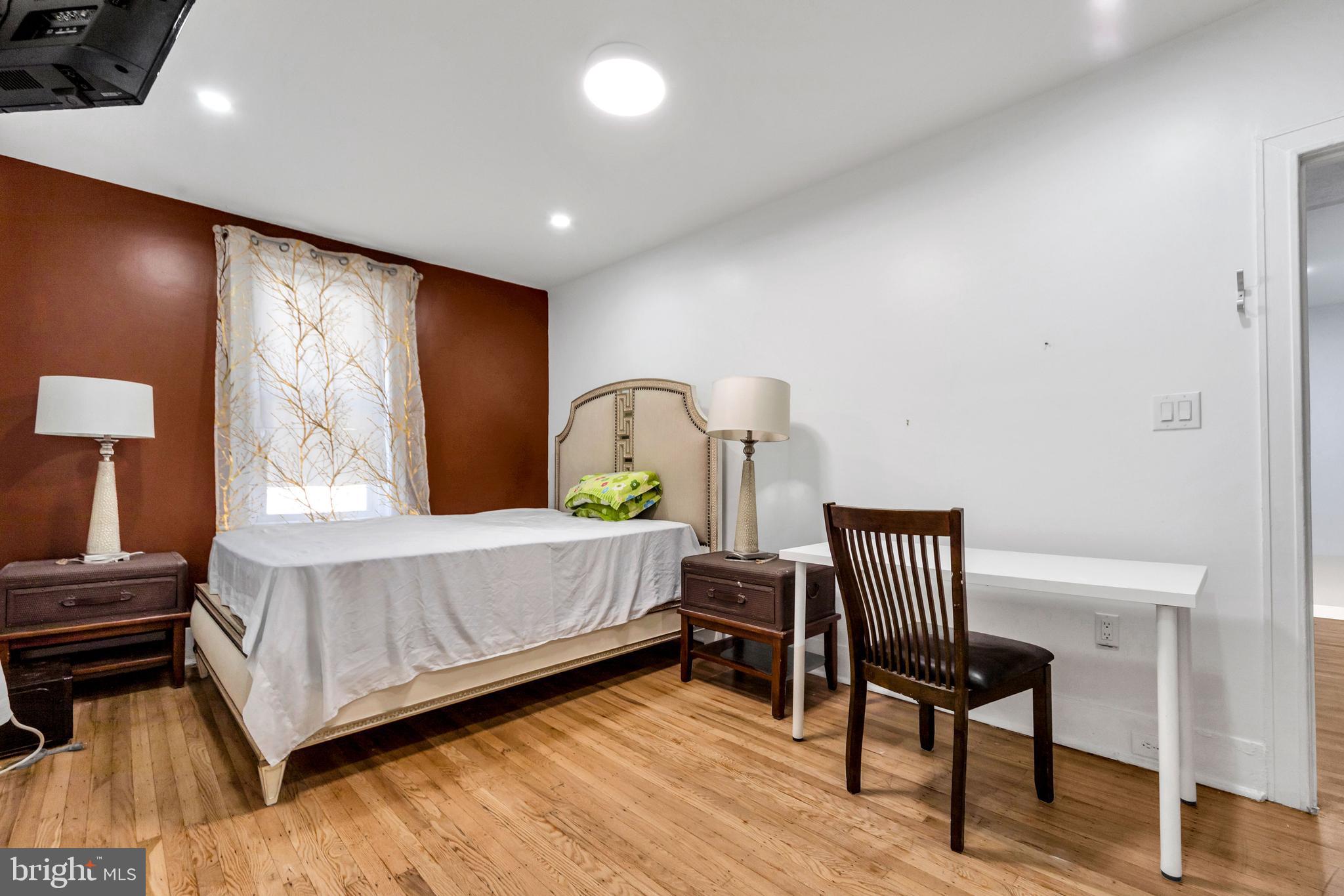 18 Elm Avenue Upper Darby, PA 19082 - Photo 14 of 38