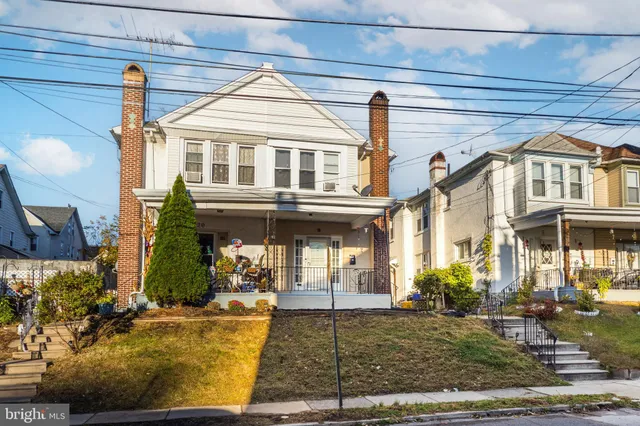 $319,000 | 18 Elm Avenue, Upper Darby, PA 19082