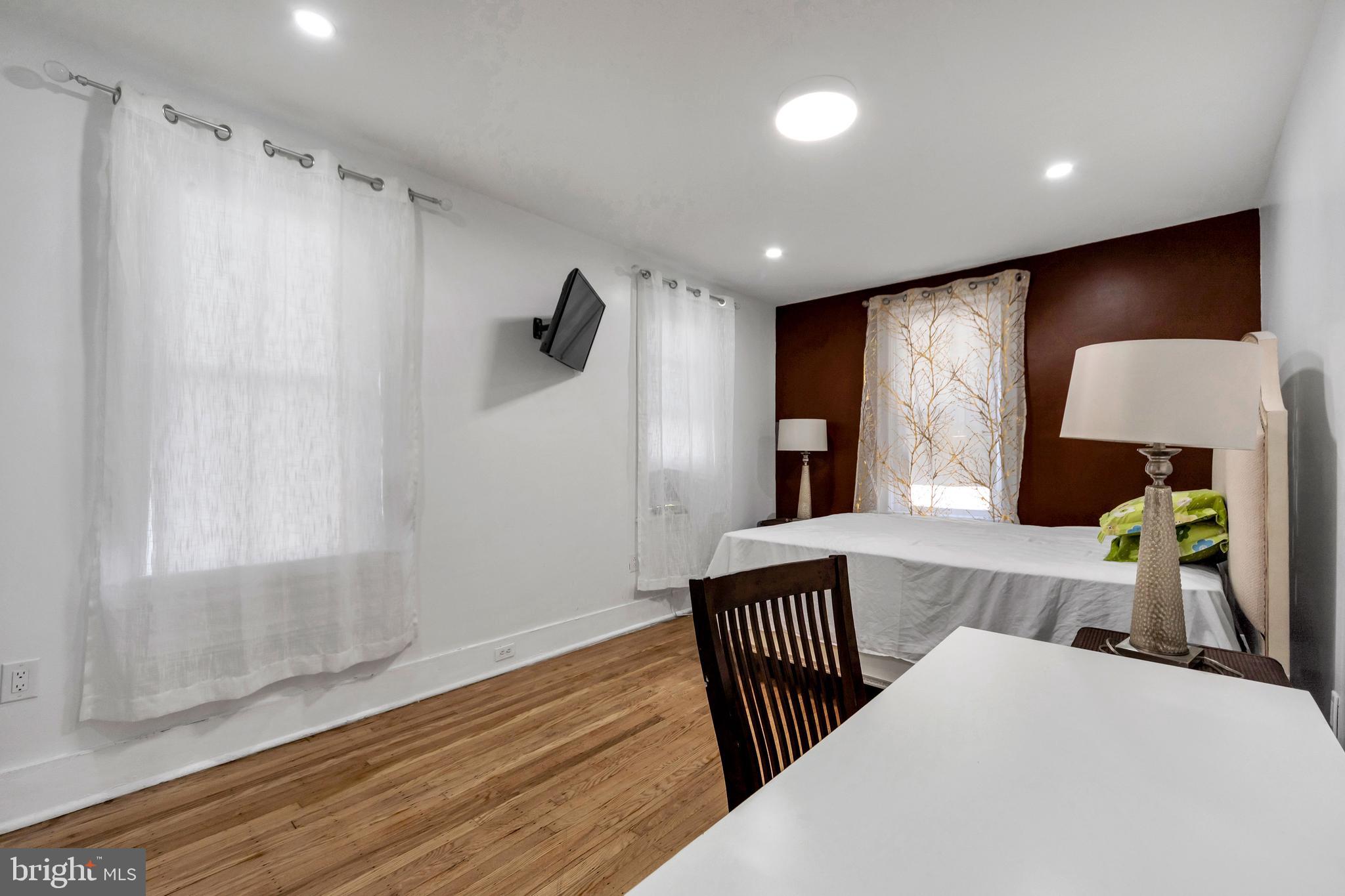 18 Elm Avenue Upper Darby, PA 19082 - Photo 37 of 38