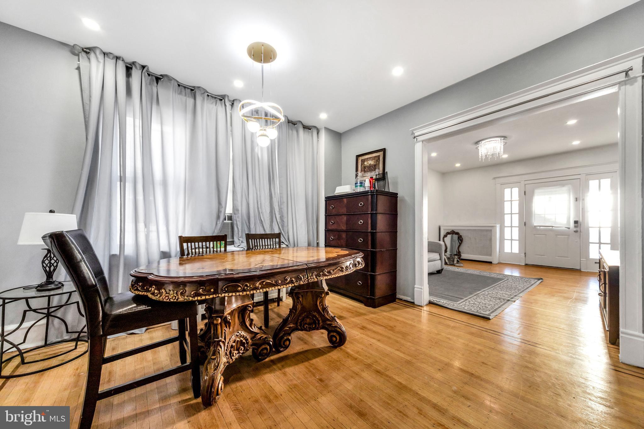 18 Elm Avenue Upper Darby, PA 19082 - Photo 8 of 38