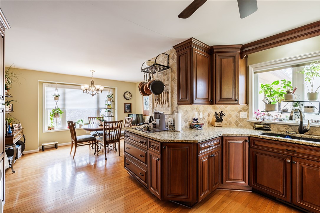 34 Freshfield Rise Perinton, NY 14450 - Photo 11 of 36