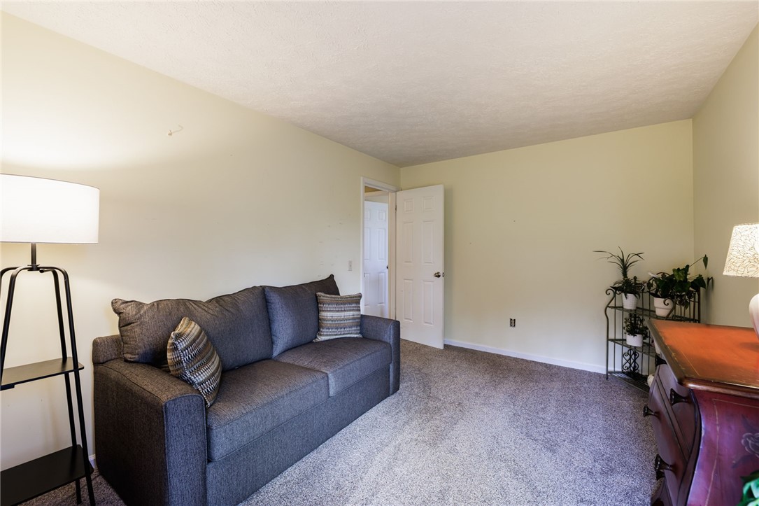 34 Freshfield Rise Perinton, NY 14450 - Photo 28 of 36