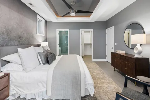 $875,000 | 926 North Honore Street, Unit 1, Chicago, IL 60622