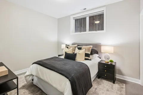 $875,000 | 926 North Honore Street, Unit 1, Chicago, IL 60622