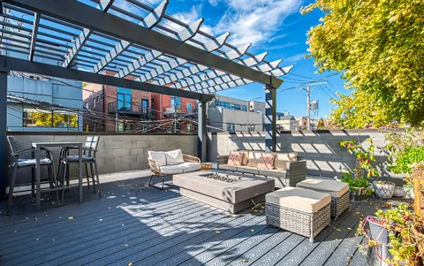 $875,000 | 926 North Honore Street, Unit 1, Chicago, IL 60622