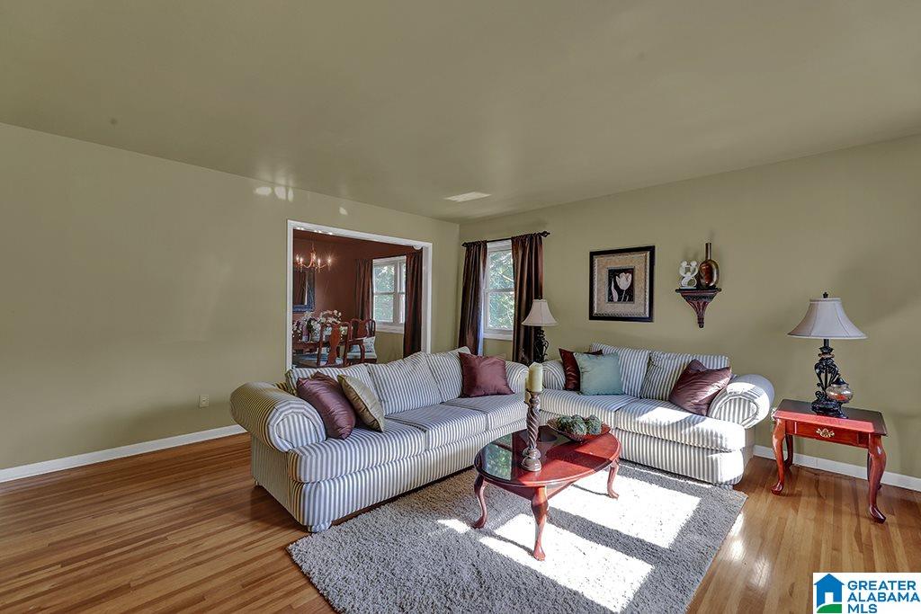804 Gene Reed Road Birmingham, AL 35235 - Photo 5 of 30