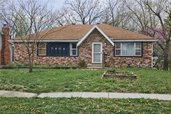 $250,000 | 7804 Northwest Milrey Drive, Kansas City, MO 64152