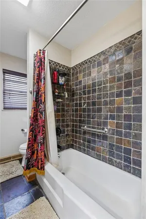 $250,000 | 7804 Northwest Milrey Drive, Kansas City, MO 64152