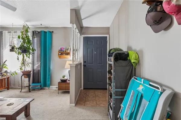 $250,000 | 7804 Northwest Milrey Drive, Kansas City, MO 64152