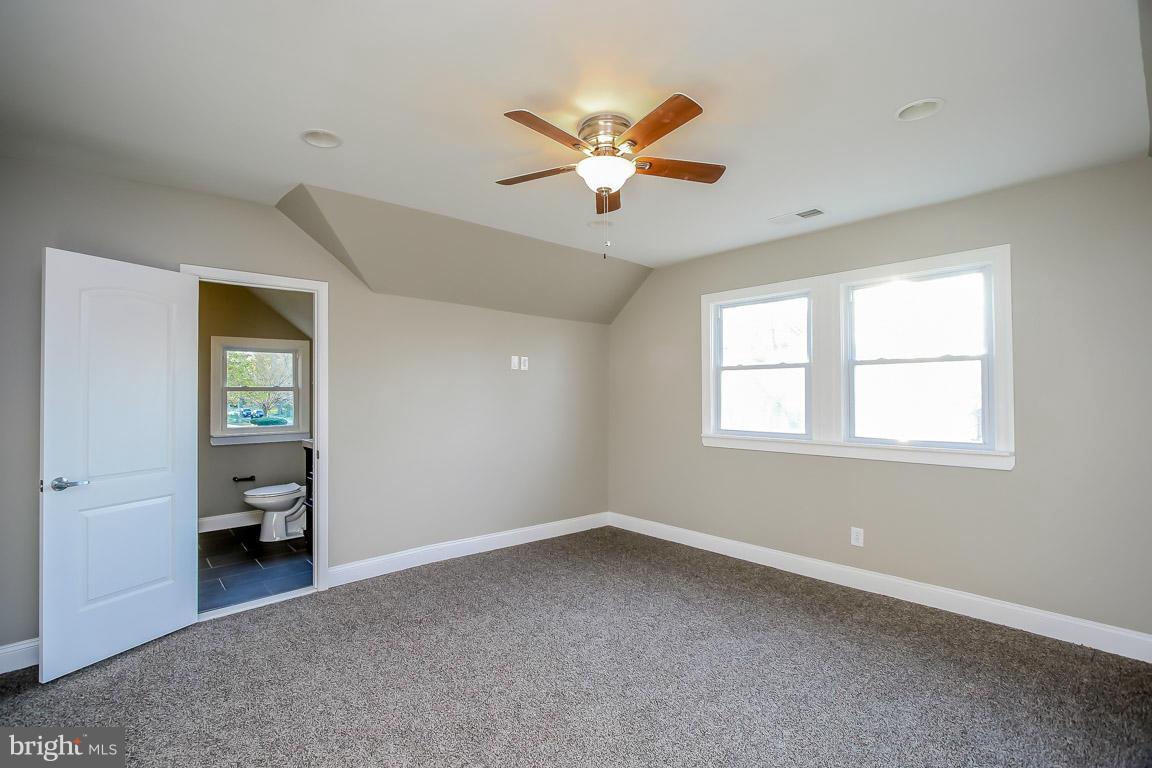 3603 Copley Road Baltimore, MD 21215 - Photo 17 of 30 Bath (Master)