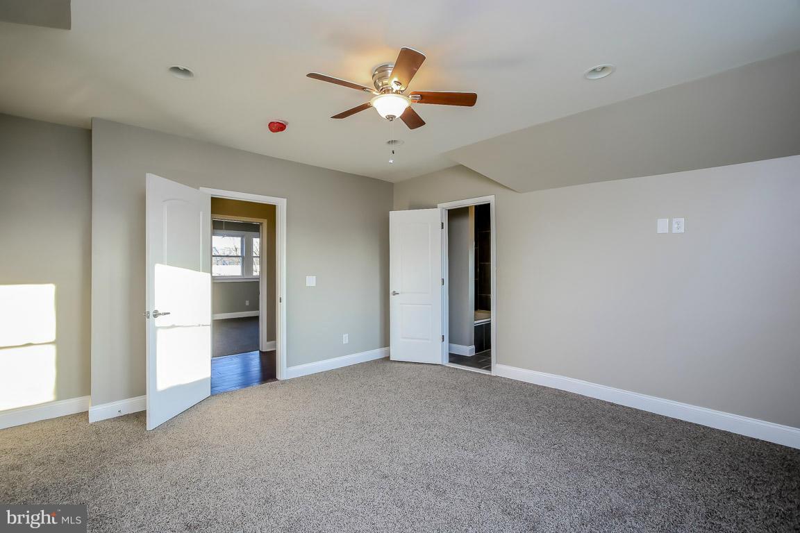 3603 Copley Road Baltimore, MD 21215 - Photo 18 of 30 Bath (Master)