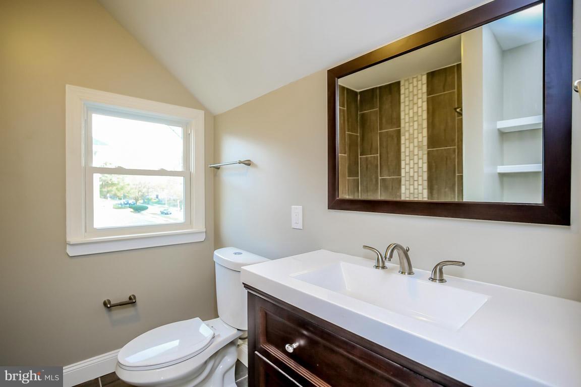 3603 Copley Road Baltimore, MD 21215 - Photo 20 of 30 Bath (Master)