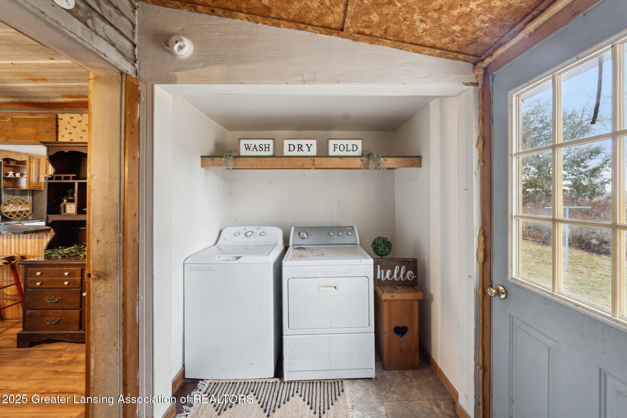 4196 West Wilson Road Perrinton, MI 48871 - Photo 12 of 44 4196-W-Wilson-Rd-Perrinton-MI-48871-Wind
