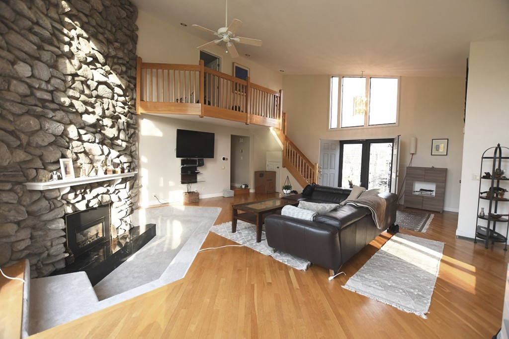 6 Bailey Road Dracut, MA 01826 - Photo 6 of 25 Gallery Image 6