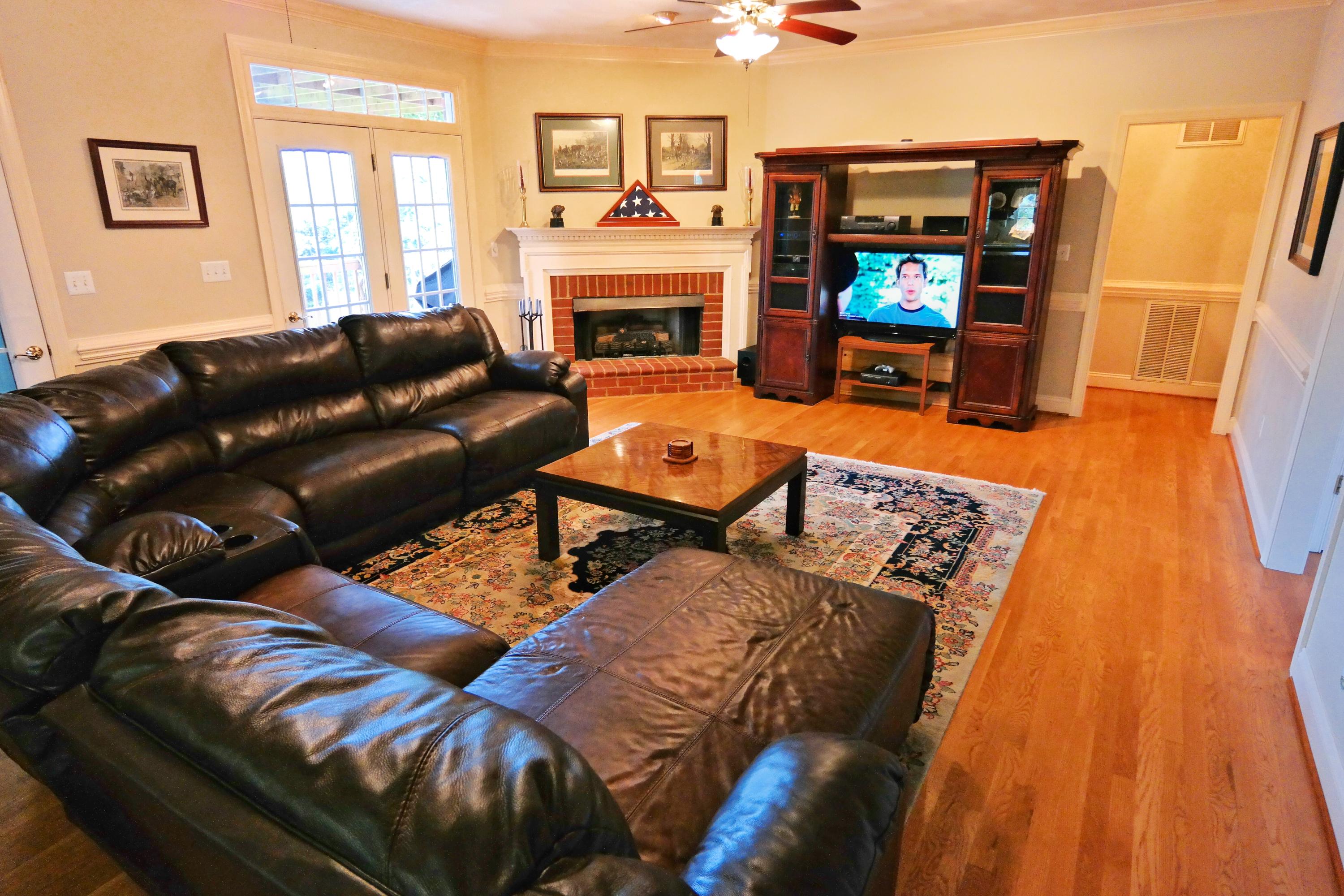 2335 Country Club Road Troutville, VA 24175 - Photo 26 of 47 Family Room