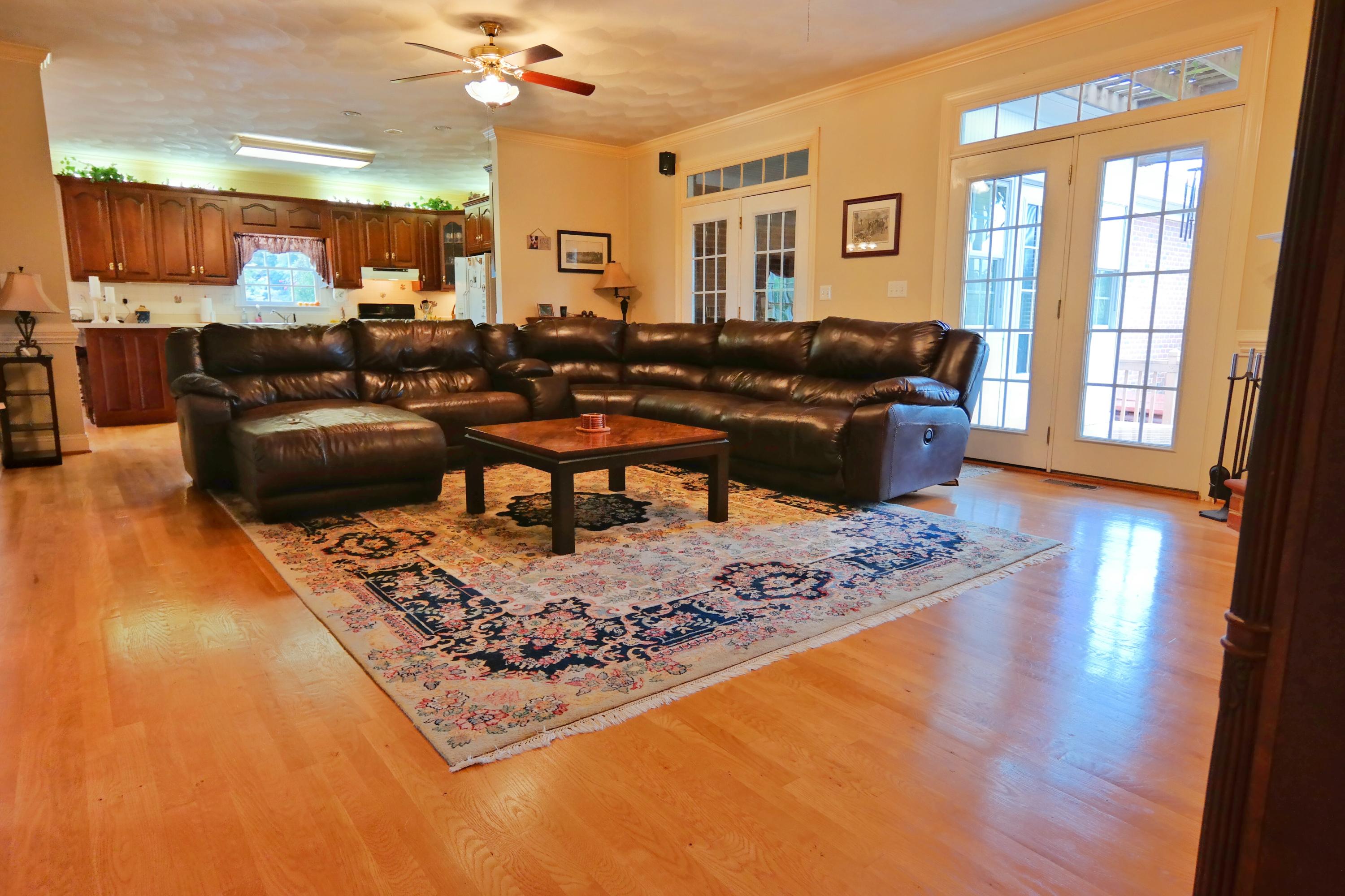 2335 Country Club Road Troutville, VA 24175 - Photo 28 of 47 Family Room
