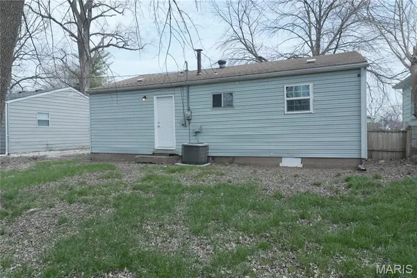 $60,000 | 311 Green Street, East St. Louis, IL 62206