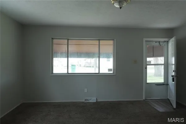 $60,000 | 311 Green Street, East St. Louis, IL 62206