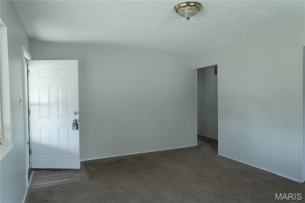 311 Green Street Cahokia, IL 62206 - Photo 4 of 18
