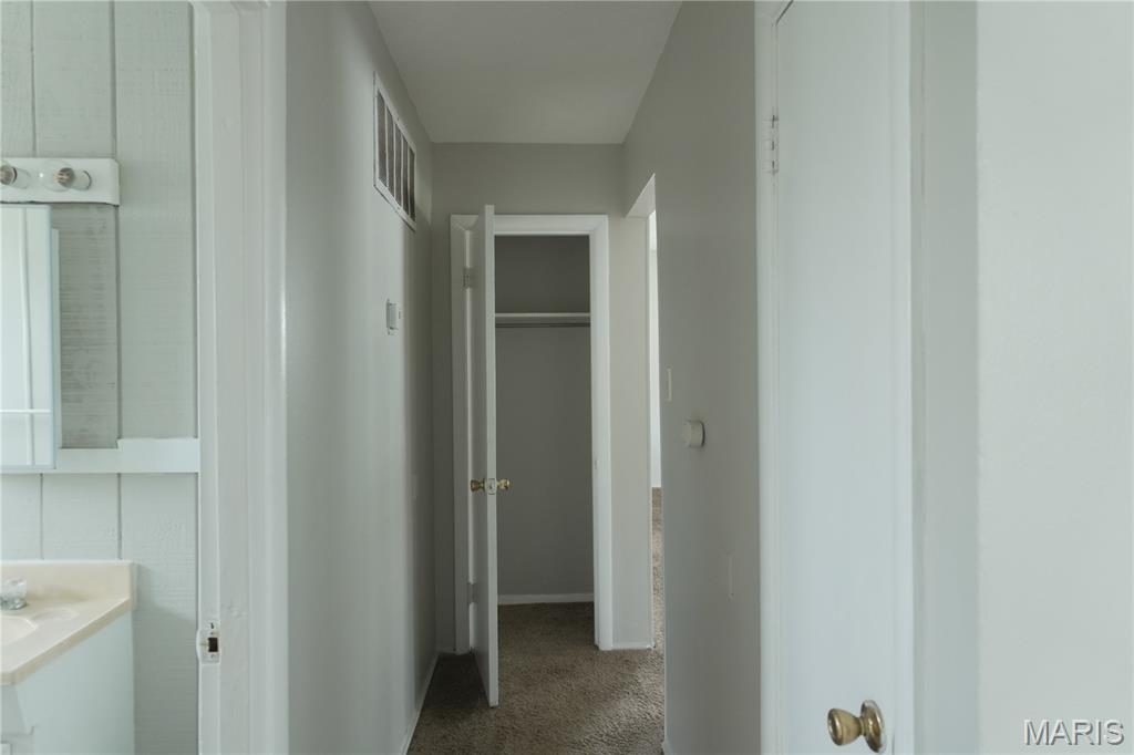 311 Green Street Cahokia, IL 62206 - Photo 9 of 18