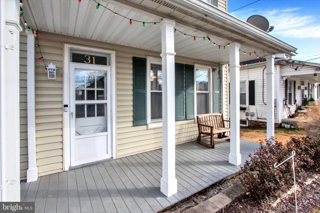 $269,900 | 31 South Main Street, Stewartstown, PA 17363