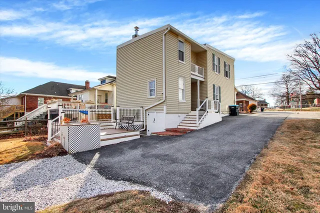 $269,900 | 31 South Main Street, Stewartstown, PA 17363