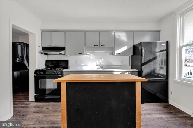 $269,900 | 31 South Main Street, Stewartstown, PA 17363