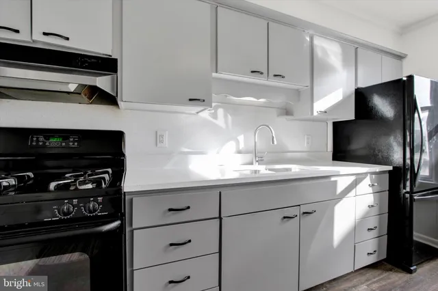 $269,900 | 31 South Main Street, Stewartstown, PA 17363