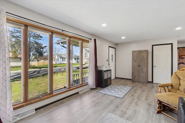 $235,000 | 313 West South Street, Pearl City, IL 61062