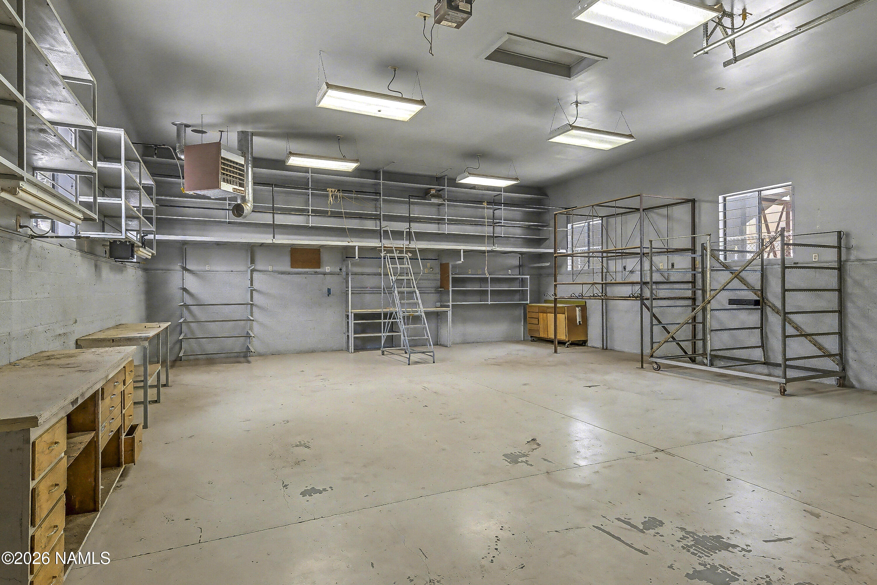 618 Comanche Street Flagstaff, AZ 86005 - Photo 4 of 34 Garage_Shop