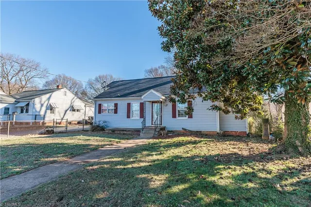 $234,900 | 2843 South Main Street, Winston-Salem, NC 27127