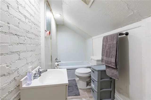 $234,900 | 2843 South Main Street, Winston-Salem, NC 27127