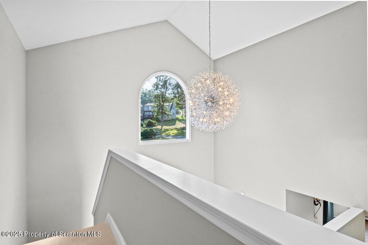 28 Ridgeview Drive Scranton, PA 18504 - Photo 31 of 55 a view of entryway with fan