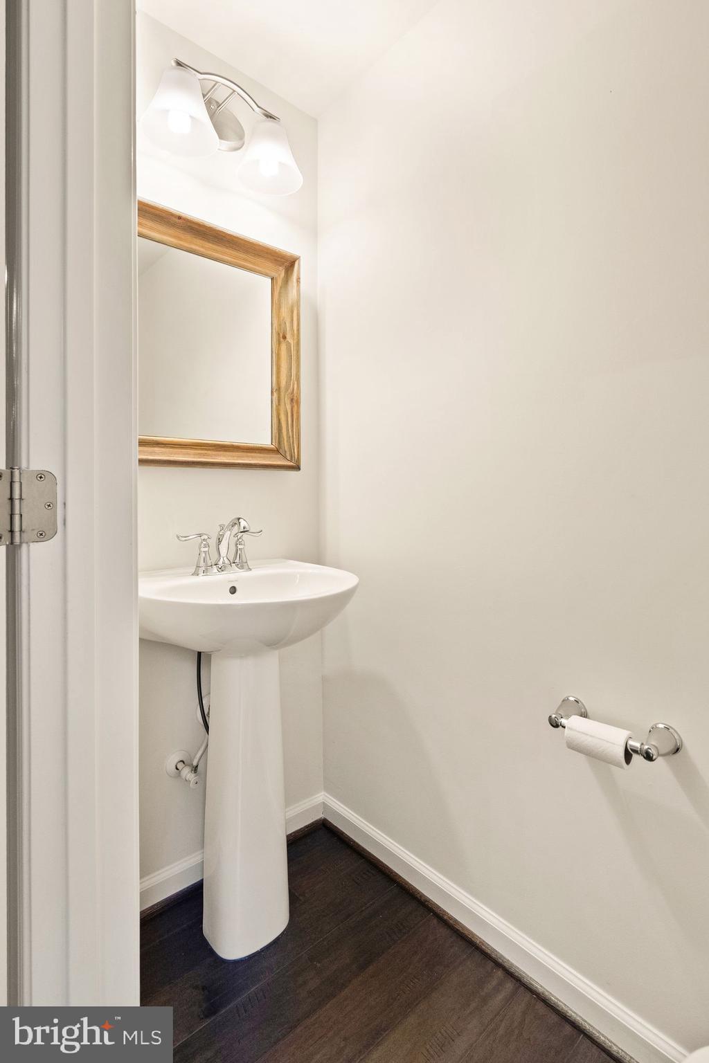 7542 Brunson Circle Gainesville, VA 20155 - Photo 6 of 33