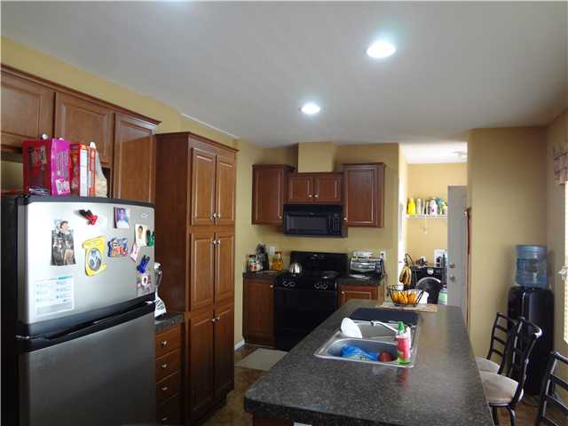 2515 Sweetwater Road, Unit 37 Spring Valley, CA 91977 - Photo 6 of 16 Kitchen with appliances included