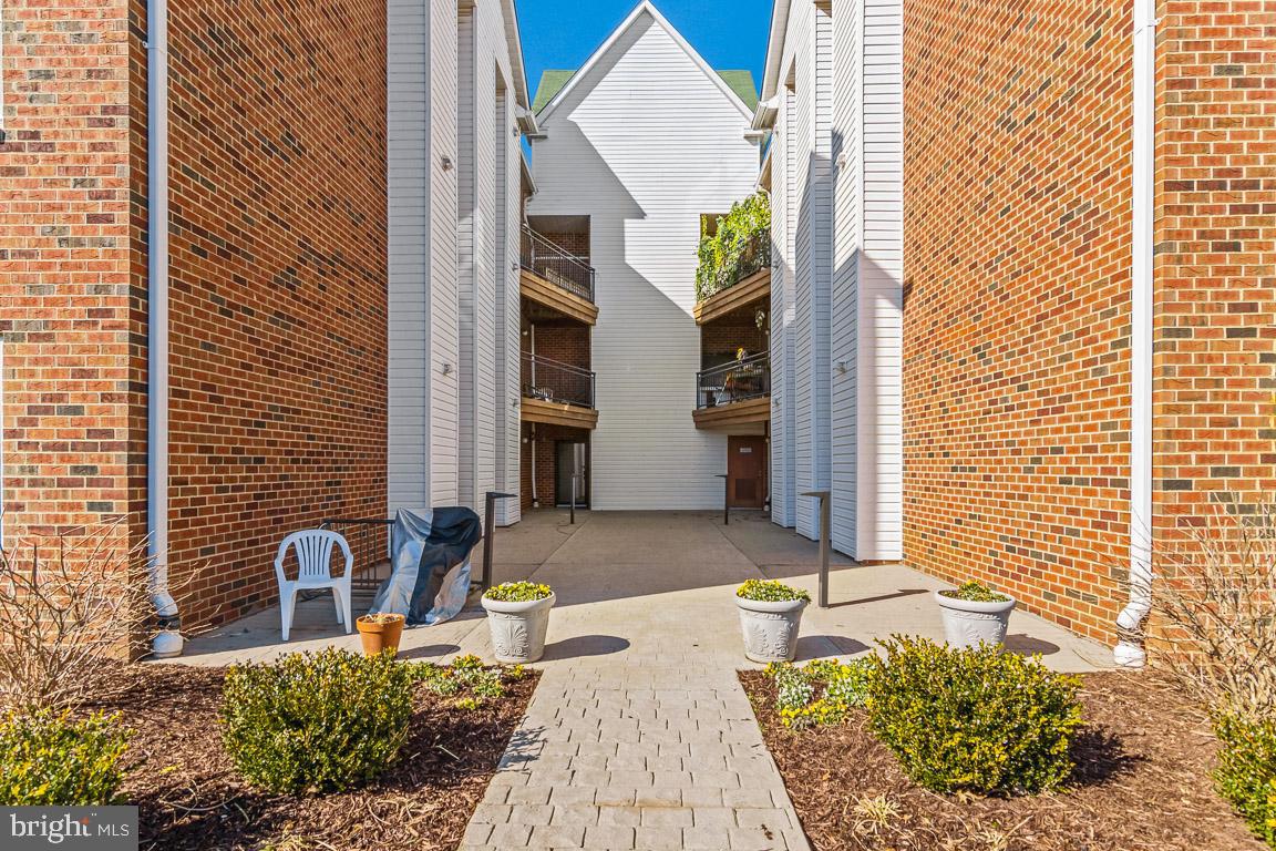 936 Bay Ridge Avenue, Unit 106 Annapolis, MD 21403 - Photo 12 of 27