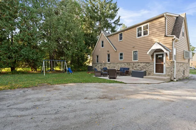 $309,999 | 4095 West Woodale Avenue, Brown Deer, WI 53209