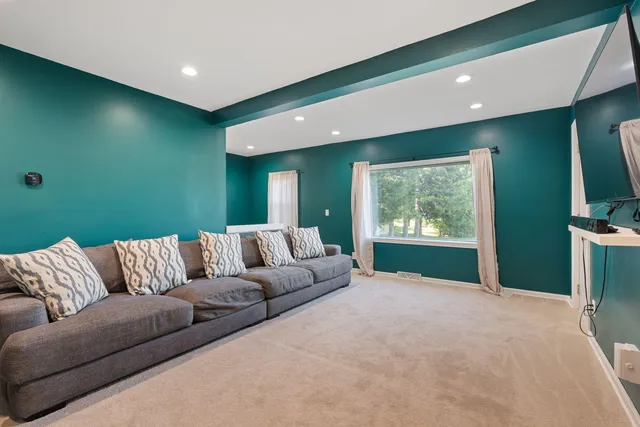 $309,999 | 4095 West Woodale Avenue, Brown Deer, WI 53209