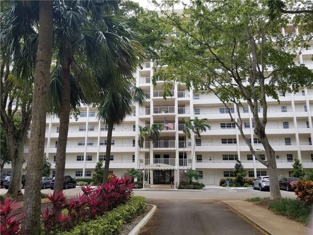 3150 North Course Lane, Unit 607 Pompano Beach, FL 33069 - Photo 11 of 16 Photo 11