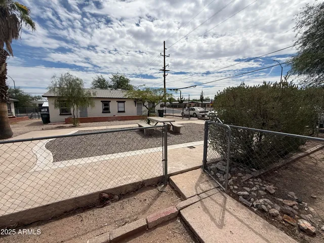 $370,000 | 204 West Kelso Street, Tucson, AZ 85705