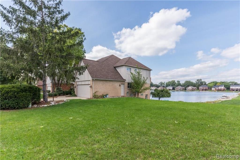 1865 South Shore Drive Rochester Hills, MI 48307 - Photo 45 of 47