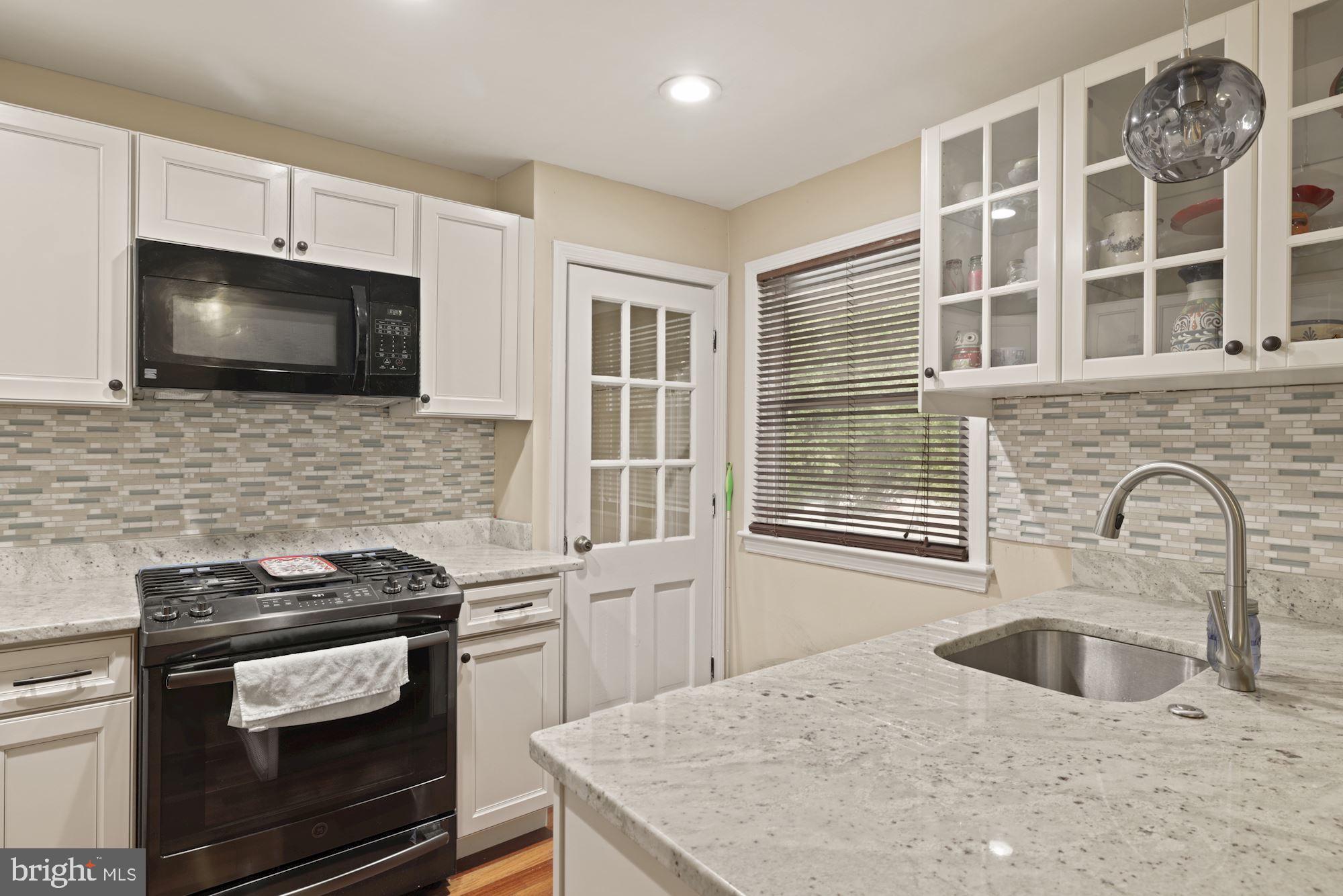 2514 Hughes Road Adelphi, MD 20783 - Photo 2 of 21
