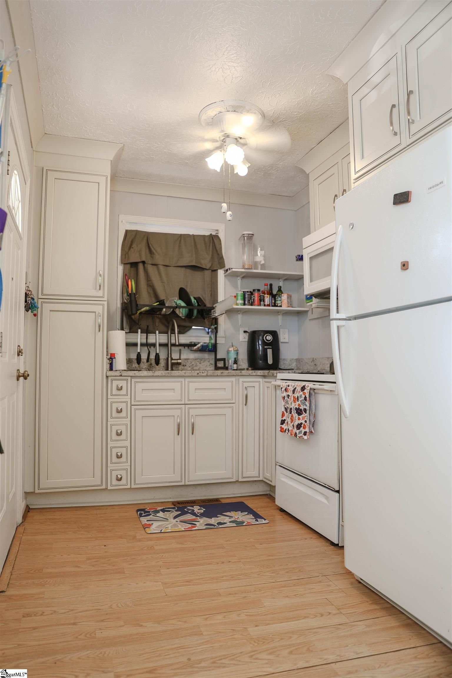 201 Arial Street Easley, SC 29640 - Photo 11 of 14