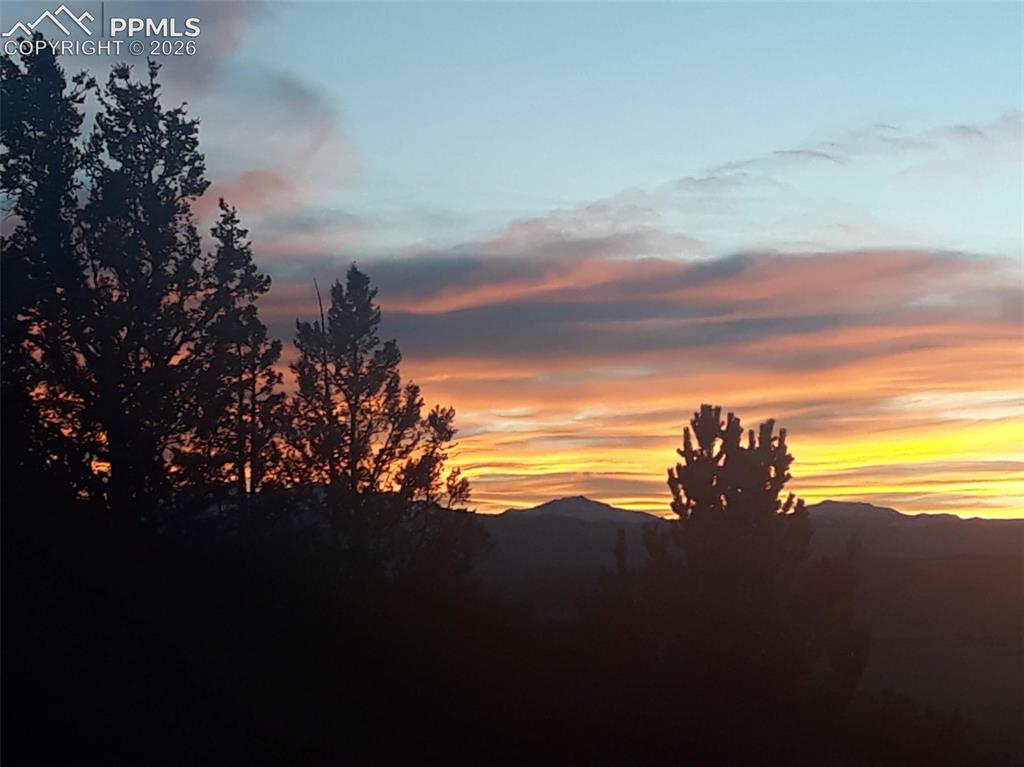 7260 Remington Road Como, CO 80432 - Photo 41 of 46 a view of an ocean and a mountain