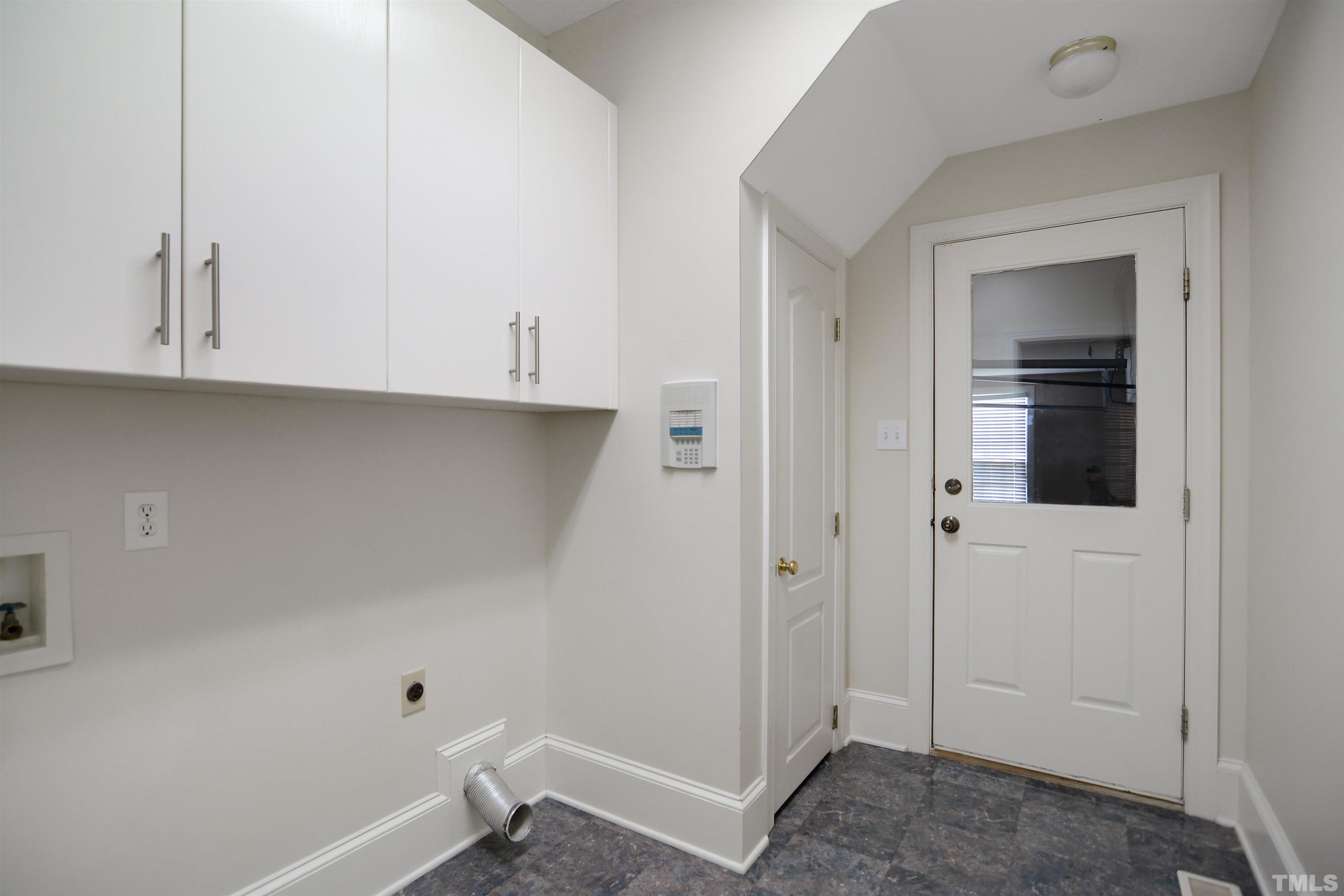 900 Tanworth Drive Raleigh, NC 27615 - Photo 22 of 26 a view of an empty room