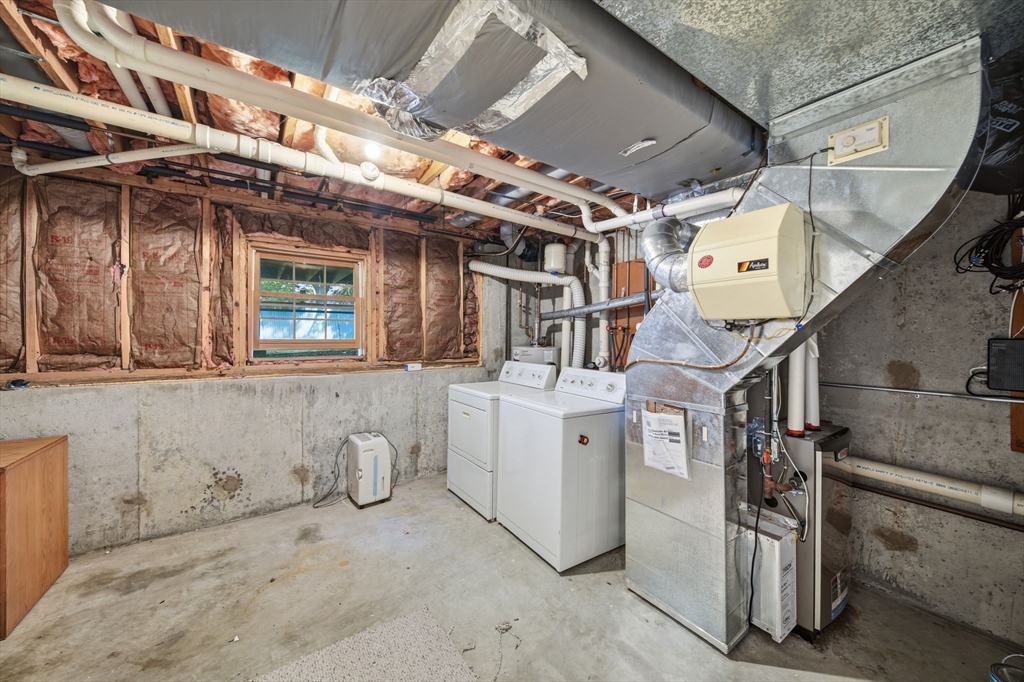 27 Stonegate Road, Unit 27 Chelmsford, MA 01824 - Photo 36 of 41 Gallery Image 36